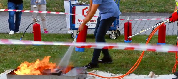 Szkolenia z gaszenia  – ćwiczenia praktyczne | GardaTech